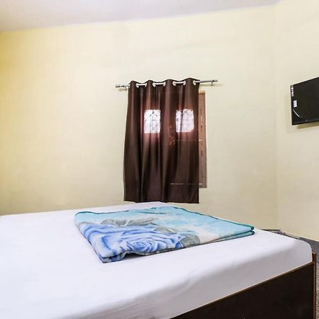 SPOT ON 38315 Bhagirathi Guest House SPOT Haridwār Esterno foto