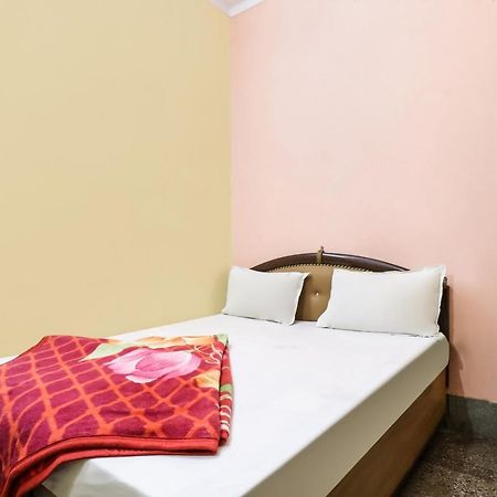SPOT ON 38315 Bhagirathi Guest House SPOT Haridwār Esterno foto