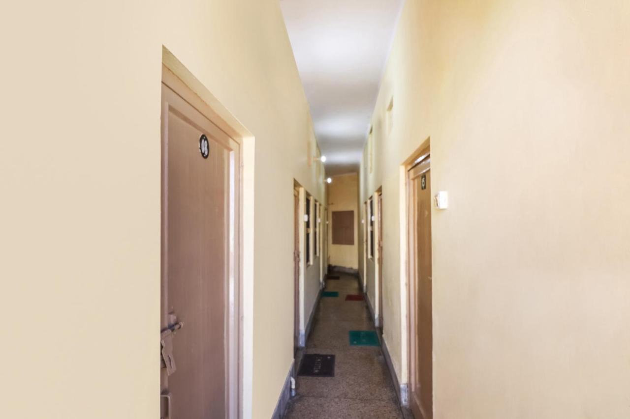 SPOT ON 38315 Bhagirathi Guest House SPOT Haridwār Esterno foto
