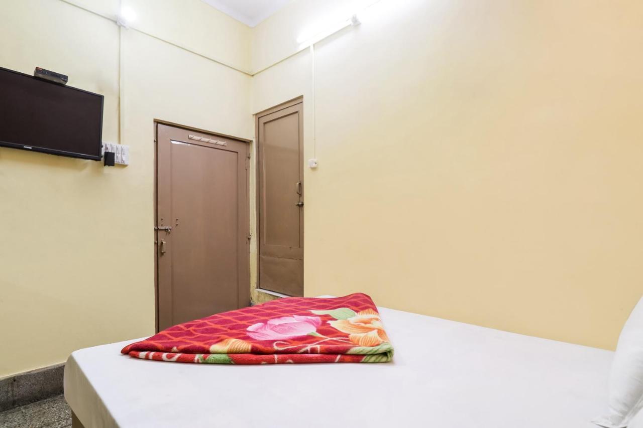 SPOT ON 38315 Bhagirathi Guest House SPOT Haridwār Esterno foto