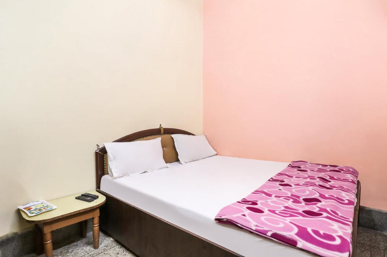 SPOT ON 38315 Bhagirathi Guest House SPOT Haridwār Esterno foto